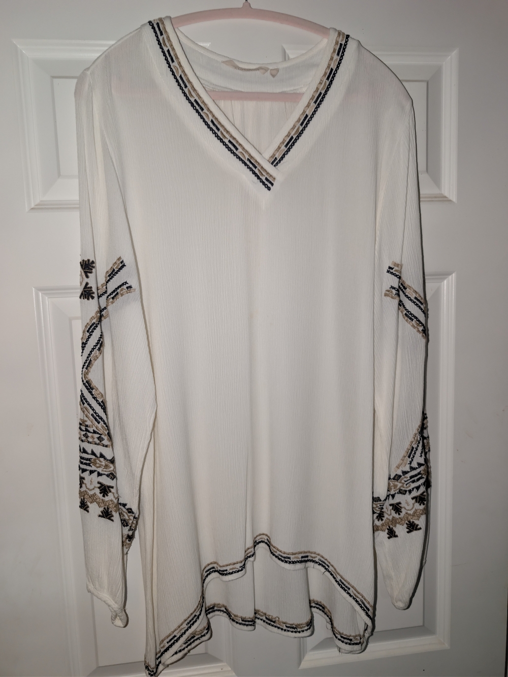 Soft Surroundings Cream Embroidered V-Neck Tunic with Black & Tan Trim